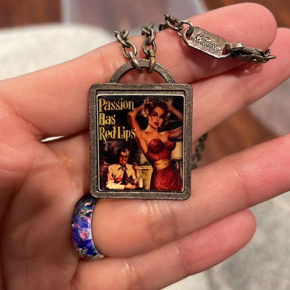 Necklace bundle/ Classic Hardware, Rock Rebel, skull and drumsticks 🤘🏽 - Picture 5 of 6